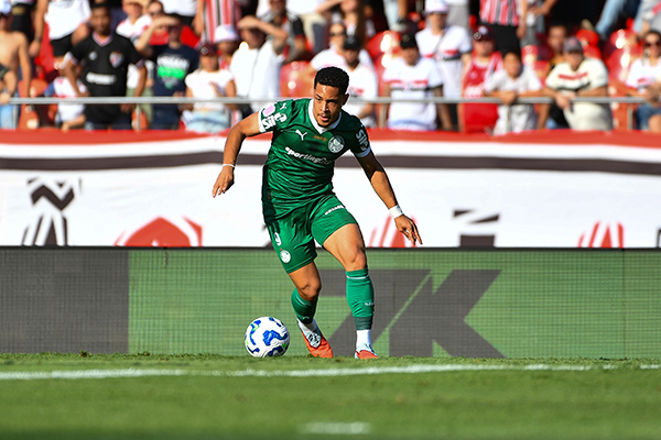 3000万欧转会<a href=/look/zuqiuzhibo/barcelona/ target=_blank class=infotextkey>巴萨</a>一年就被卖,20岁罗克回巴甲8场8球正名!