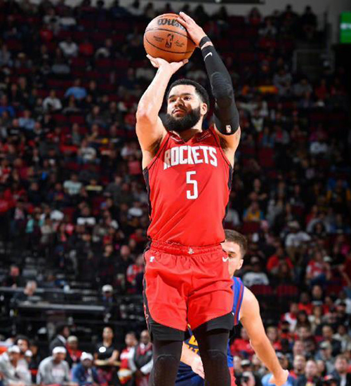 火箭三分逆袭:乌度卡变阵激活射手群